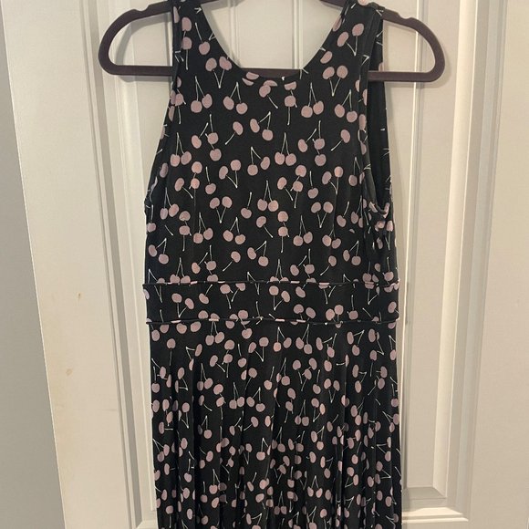 Ann Taylor Loft Womens Dress Size 0 Cherry Print Fit & Flare Stretch Black Knit - Picture 1 of 3